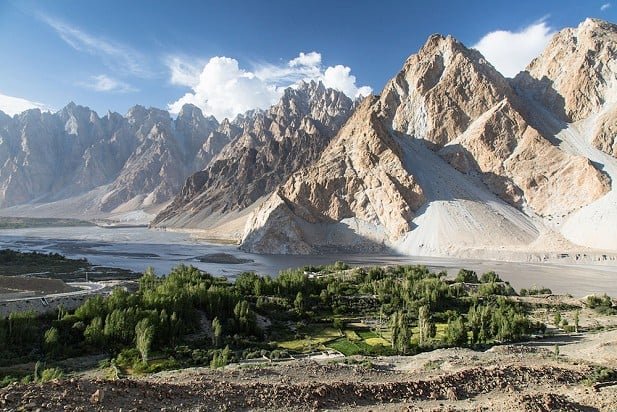 A Canada–Pakistan Climate Alliance: From Karakoram-Himalayas to Rockies  